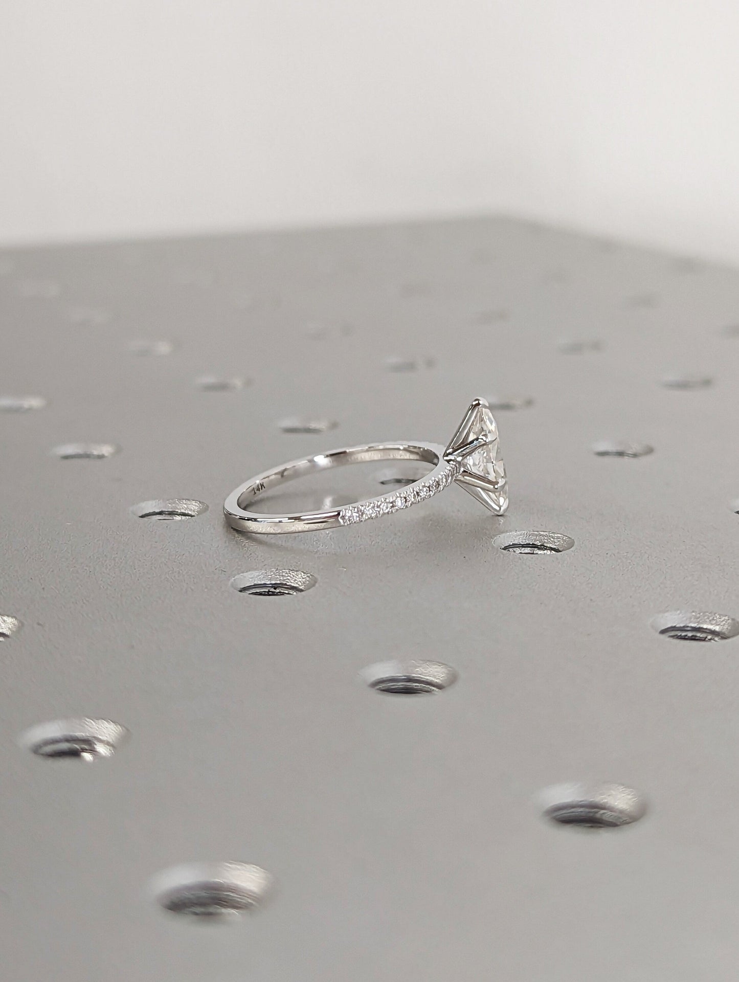 1.2 CT Round Solitaire Moissanite Engagement Ring