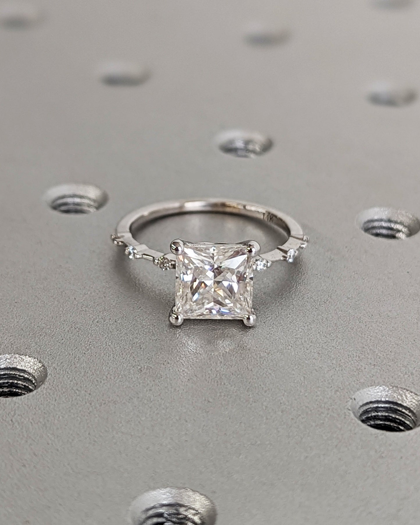 1.2 CT Round Solitaire Moissanite Engagement Ring