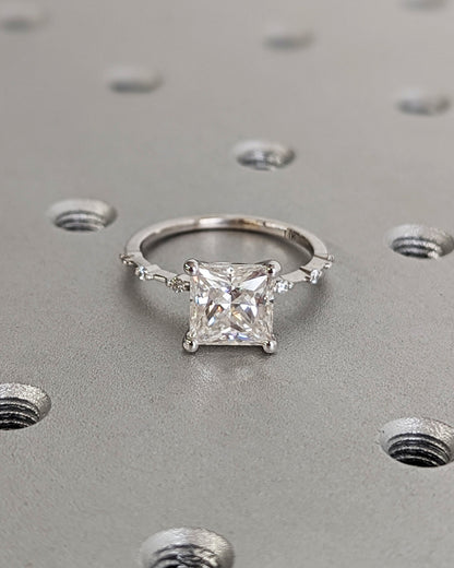 1.2 CT Round Solitaire Moissanite Engagement Ring