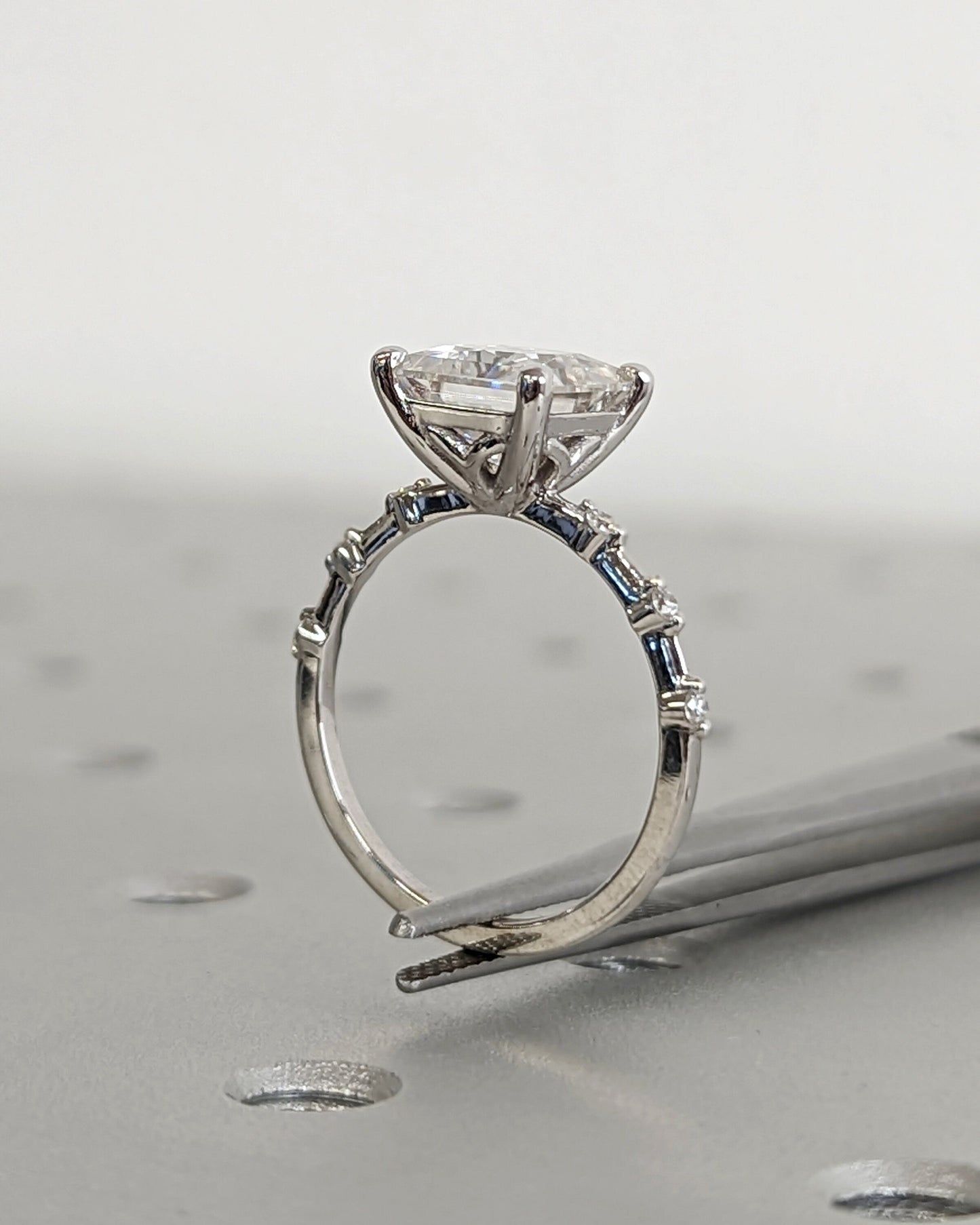 1.2 CT Round Solitaire Moissanite Engagement Ring