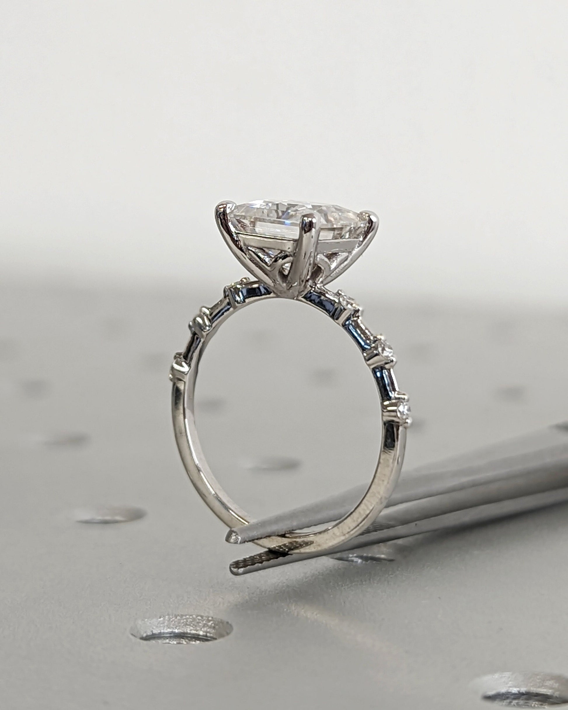 1.2 CT Round Solitaire Moissanite Engagement Ring