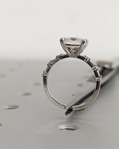 1.2 CT Round Solitaire Moissanite Engagement Ring