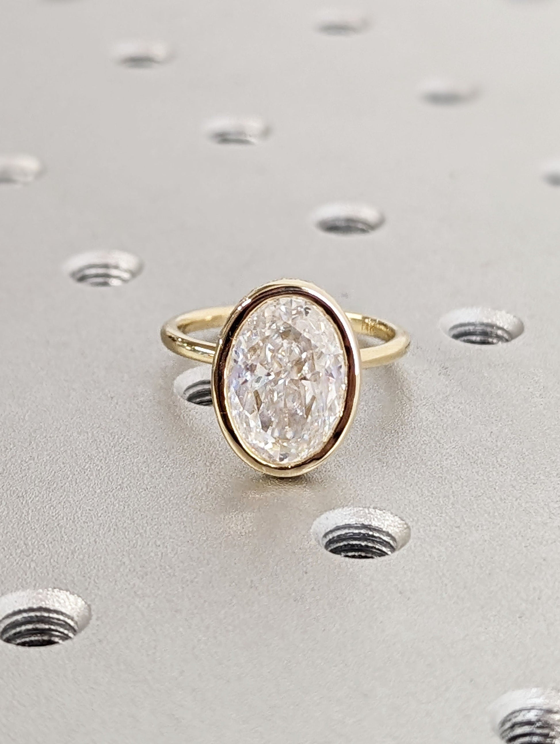 1.2 CT Round Solitaire Moissanite Engagement Ring