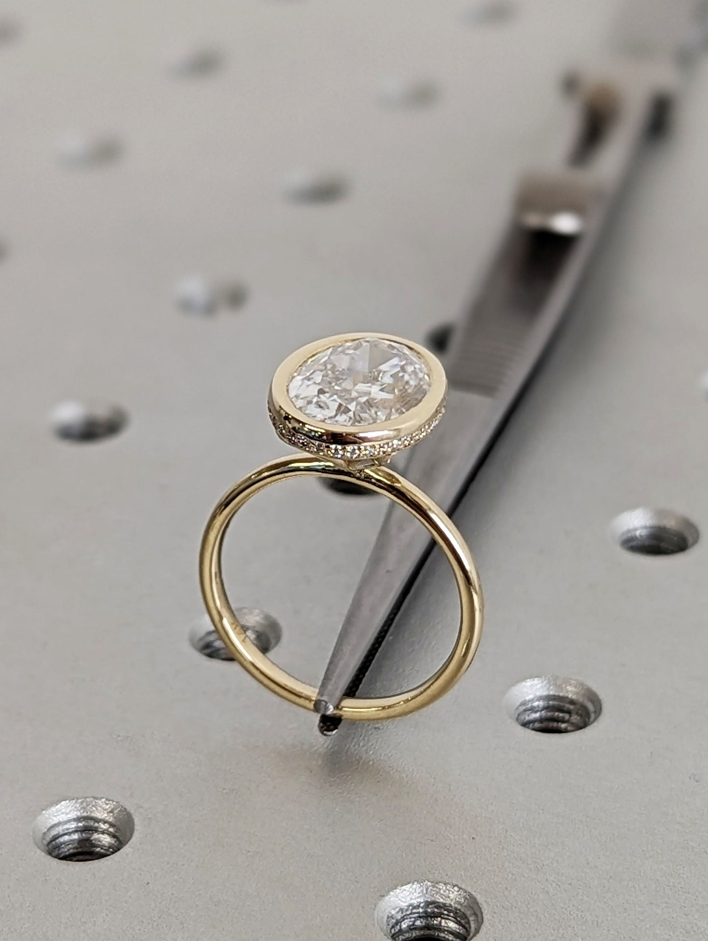 1.2 CT Round Solitaire Moissanite Engagement Ring