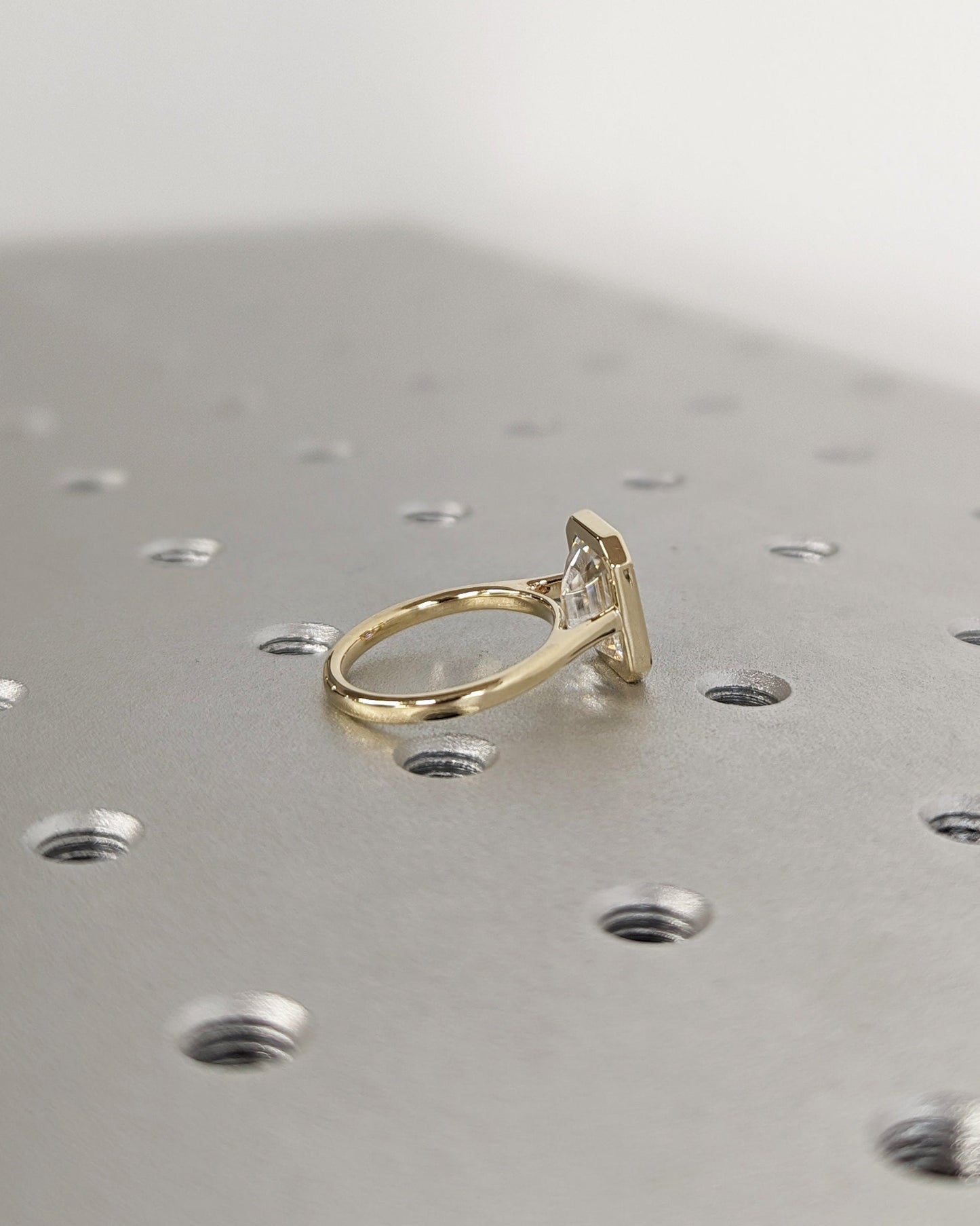 1.2 CT Round Solitaire Moissanite Engagement Ring