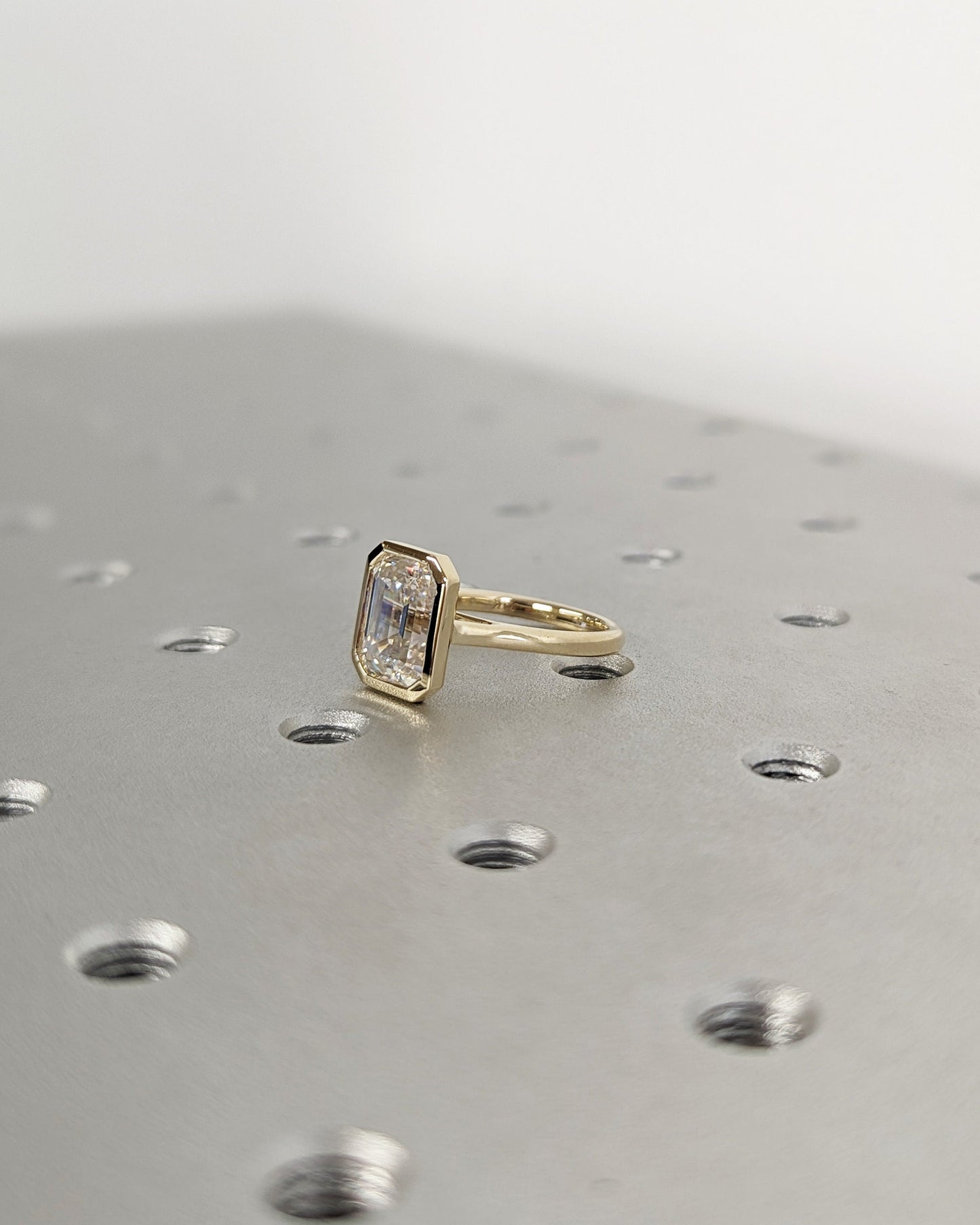 1.2 CT Round Solitaire Moissanite Engagement Ring
