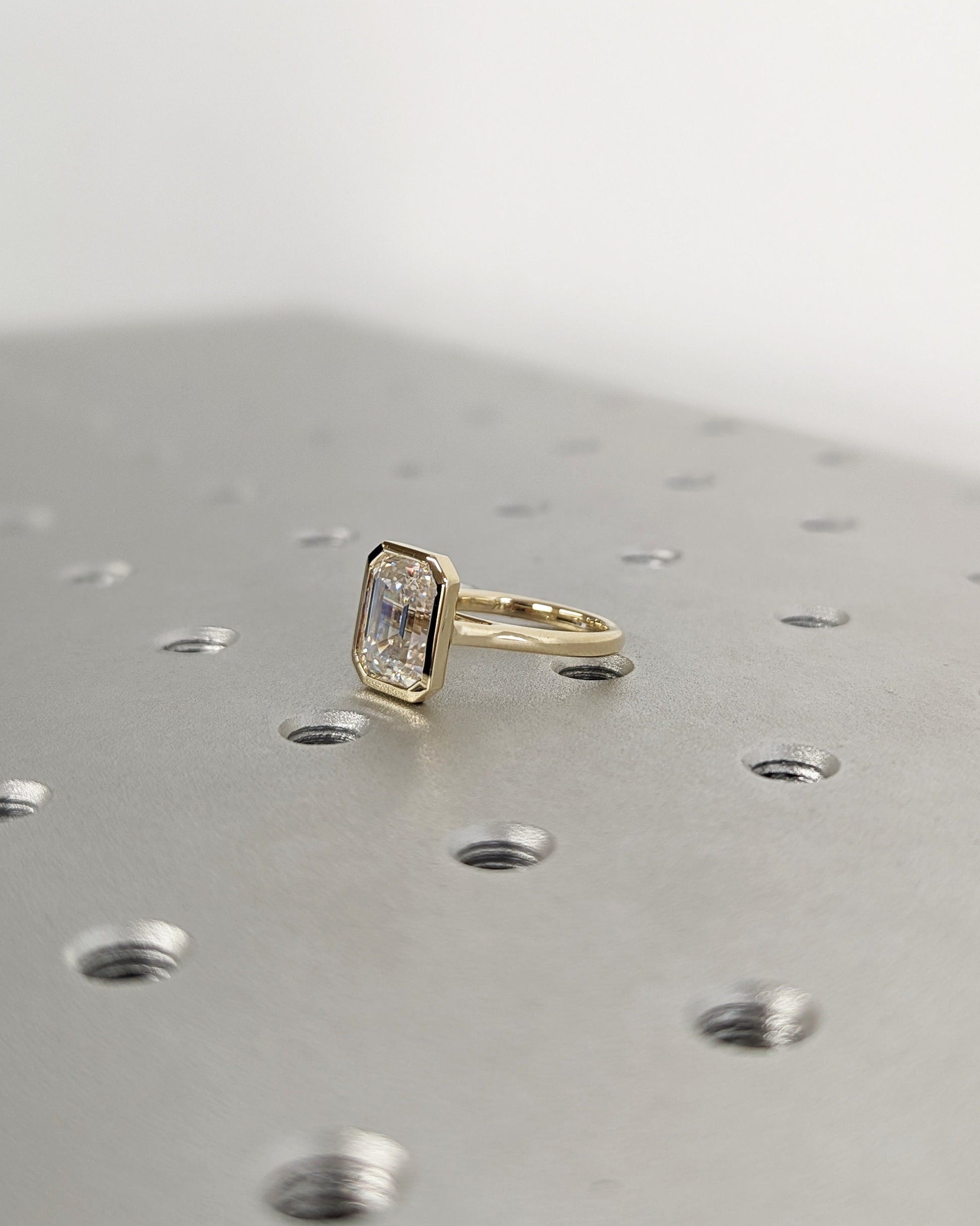 1.2 CT Round Solitaire Moissanite Engagement Ring