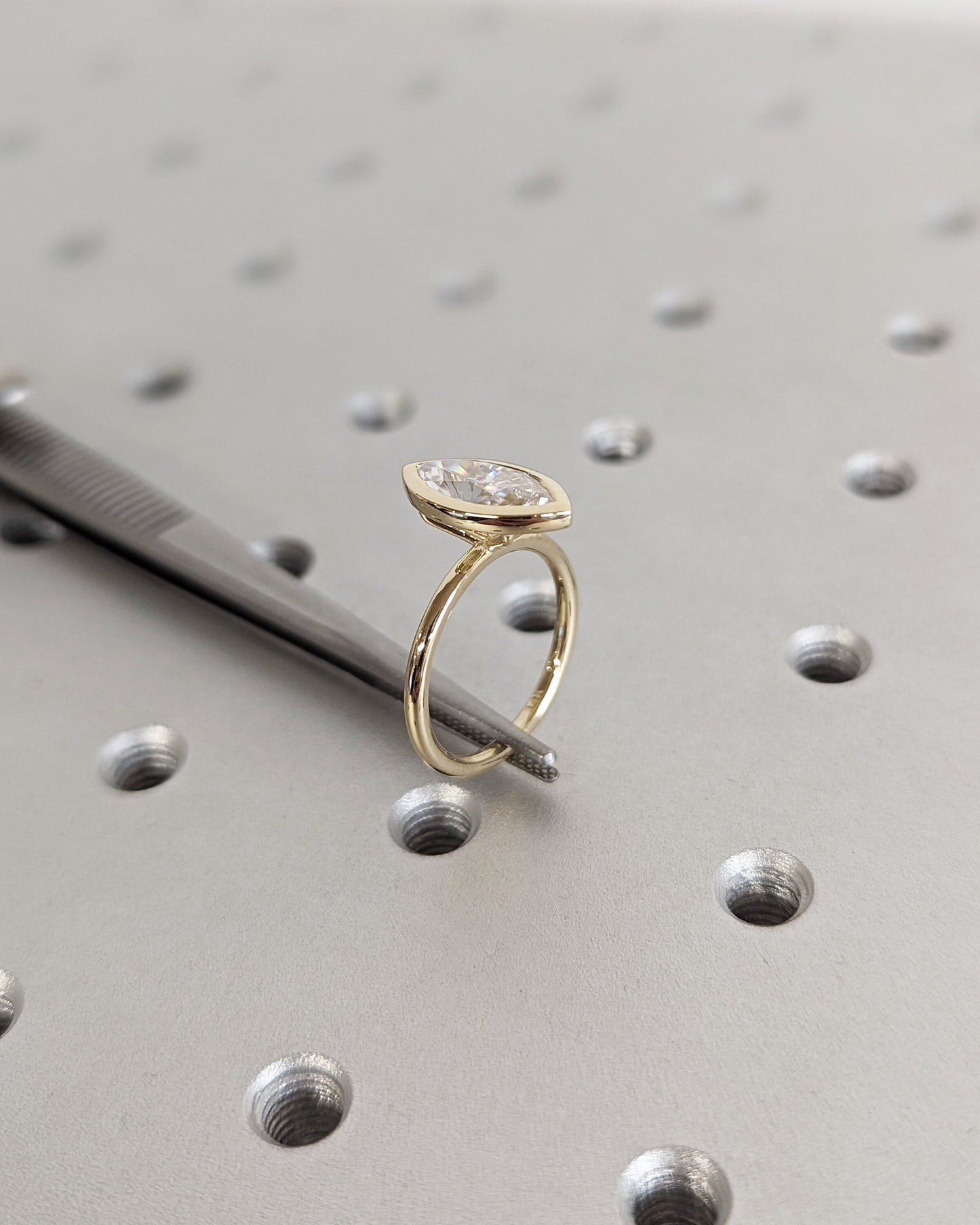 1.2 CT Round Solitaire Moissanite Engagement Ring