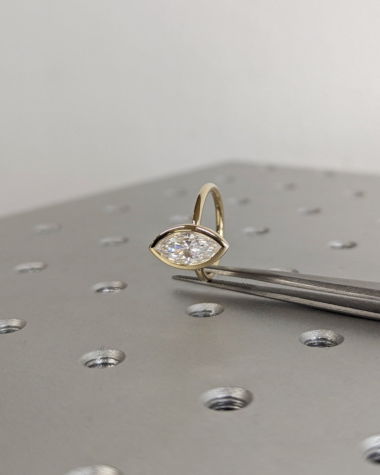 1.2 CT Round Solitaire Moissanite Engagement Ring