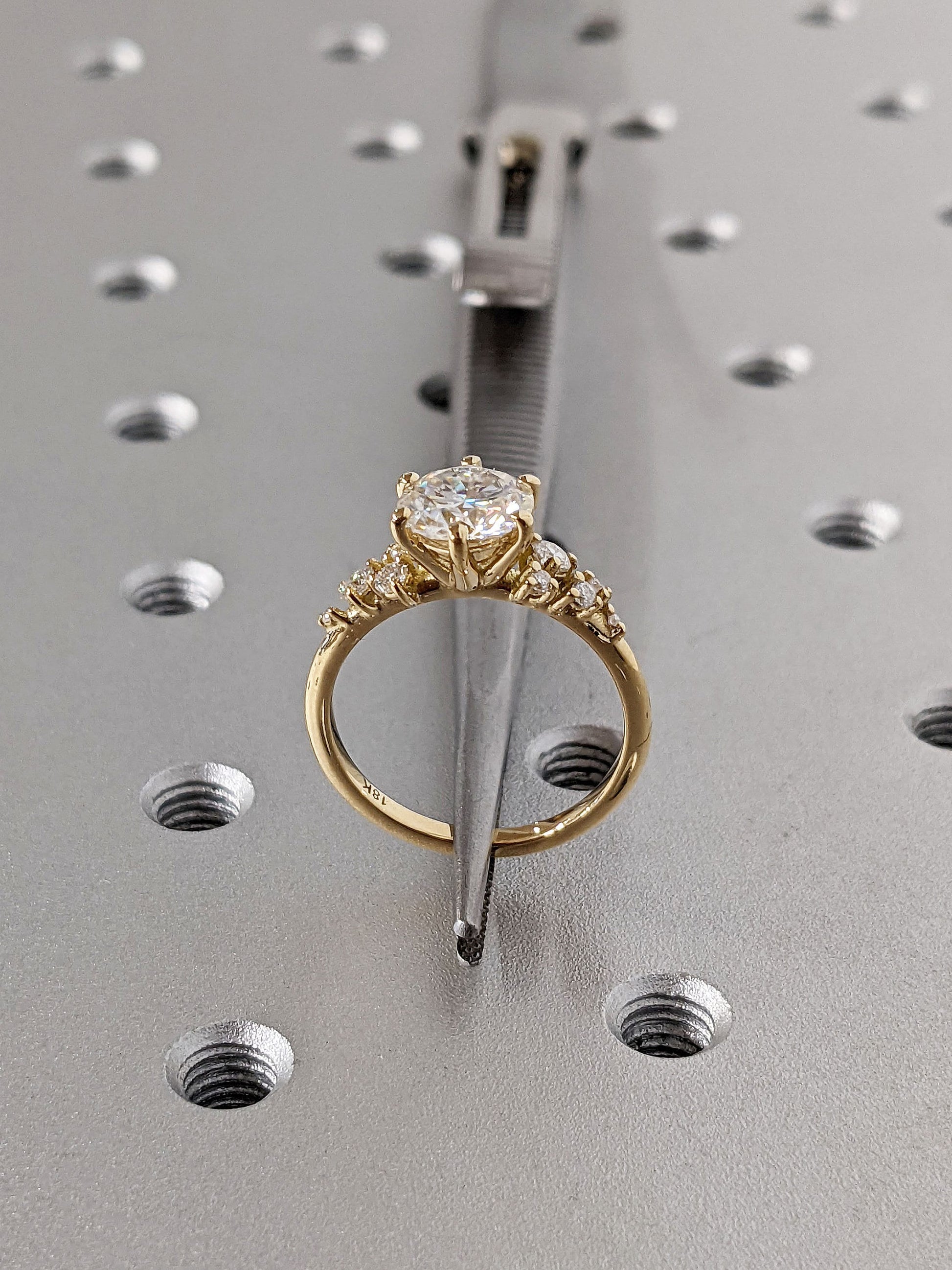 1.2 CT Round Solitaire Moissanite Engagement Ring