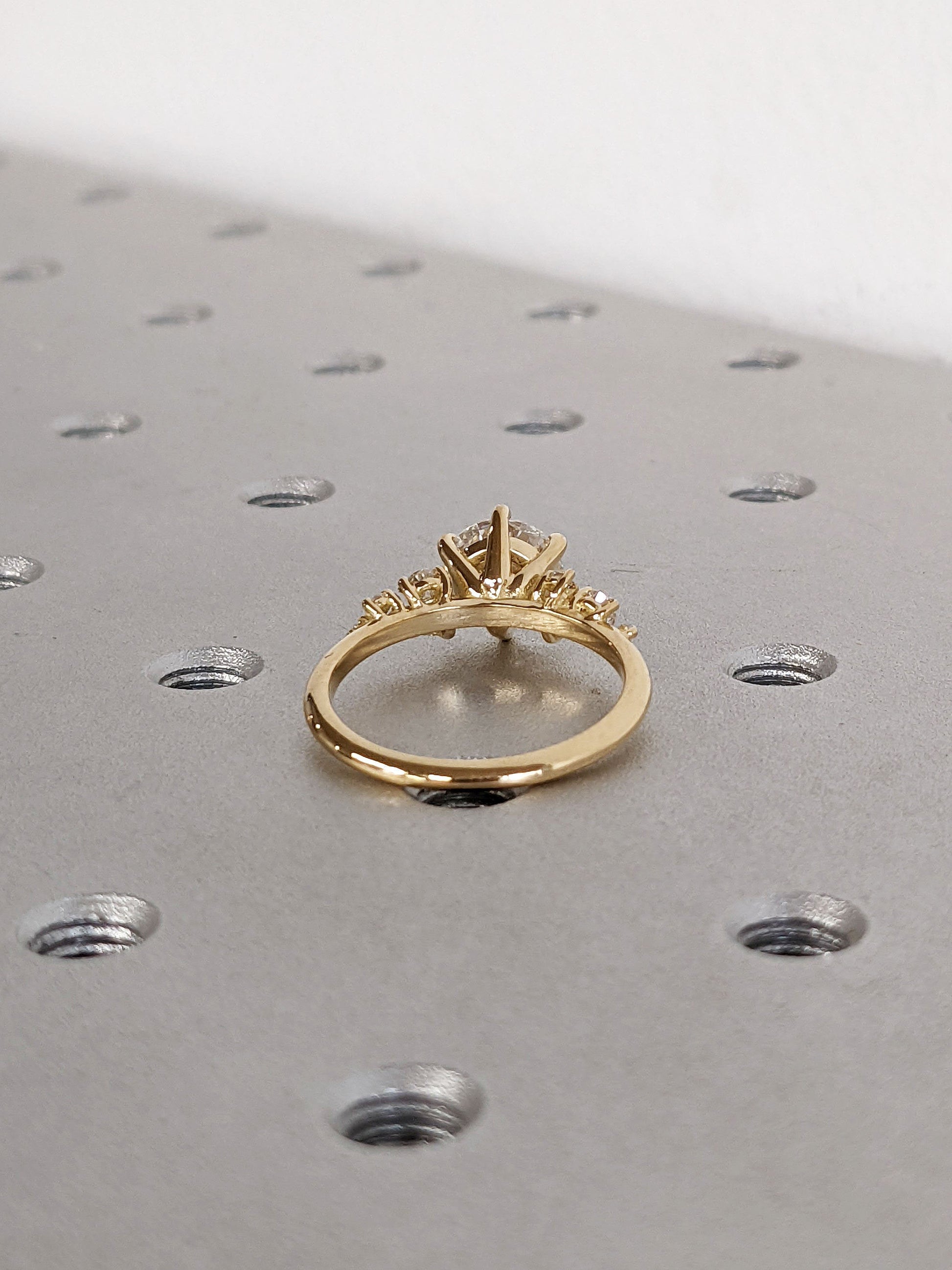 1.2 CT Round Solitaire Moissanite Engagement Ring