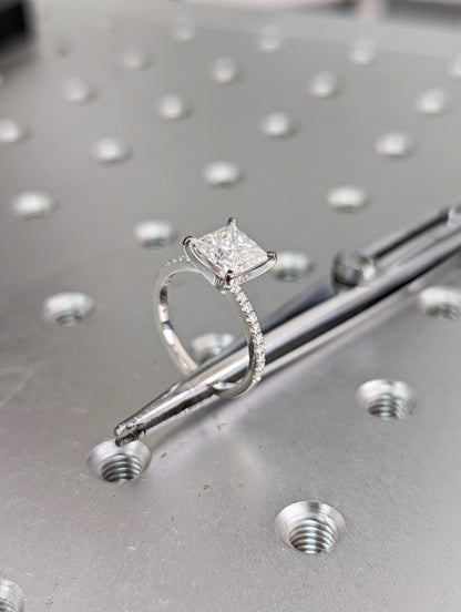 1.2 CT Round Solitaire Moissanite Engagement Ring