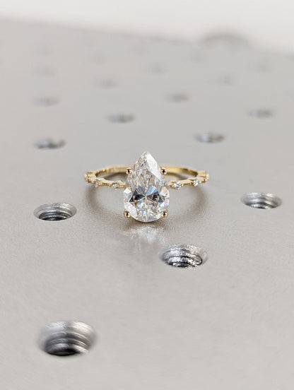 1.2 CT Round Solitaire Moissanite Engagement Ring