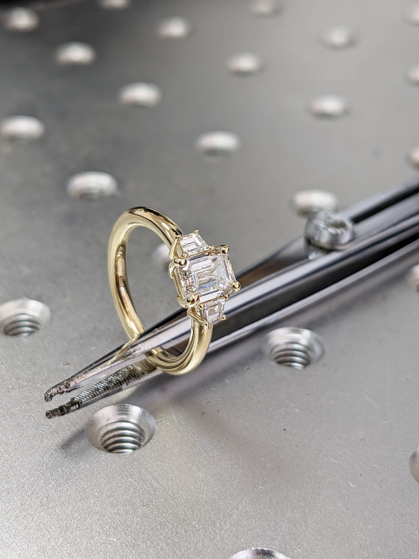 1.2 CT Round Solitaire Moissanite Engagement Ring