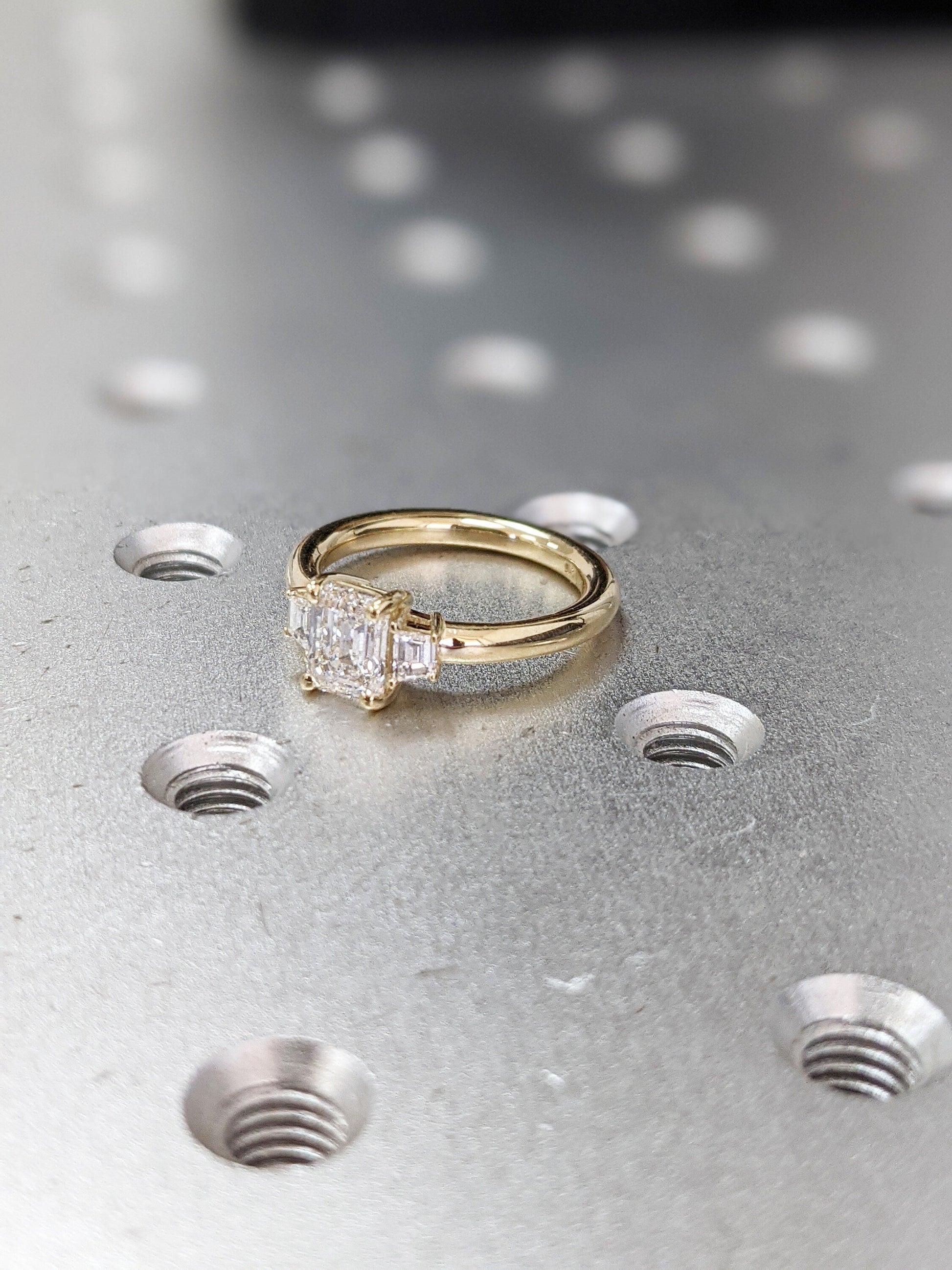 1.2 CT Round Solitaire Moissanite Engagement Ring