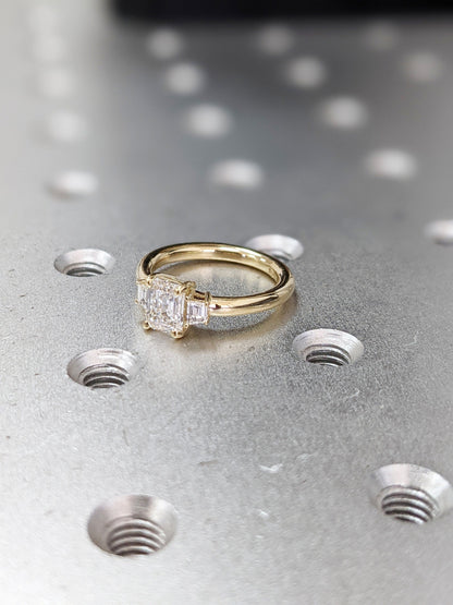 1.2 CT Round Solitaire Moissanite Engagement Ring