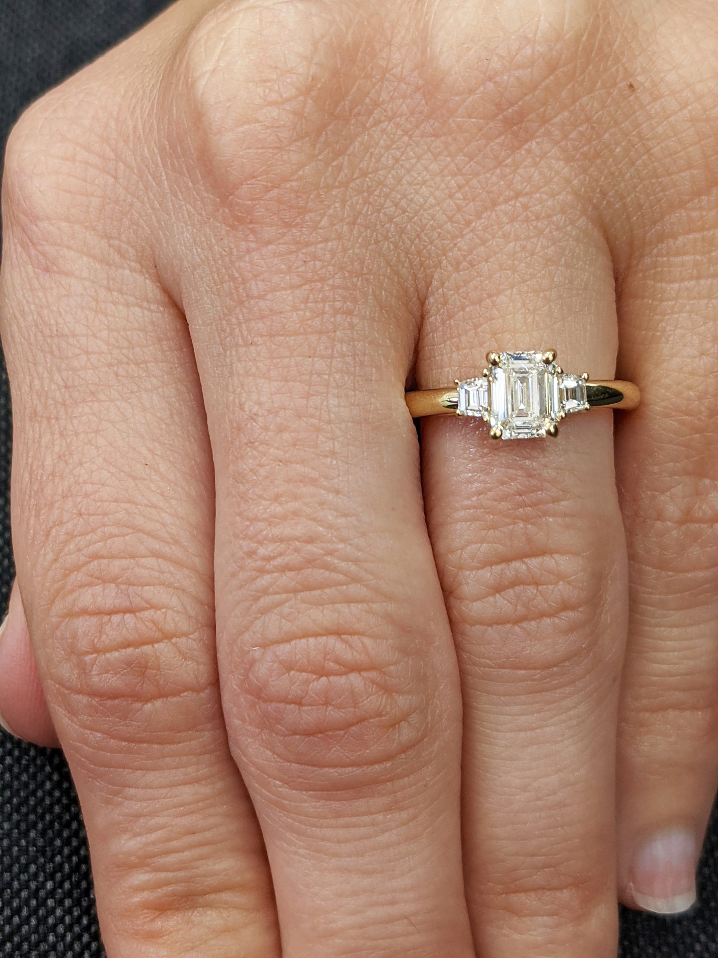 1.2 CT Round Solitaire Moissanite Engagement Ring