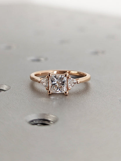 1.2 CT Round Solitaire Moissanite Engagement Ring