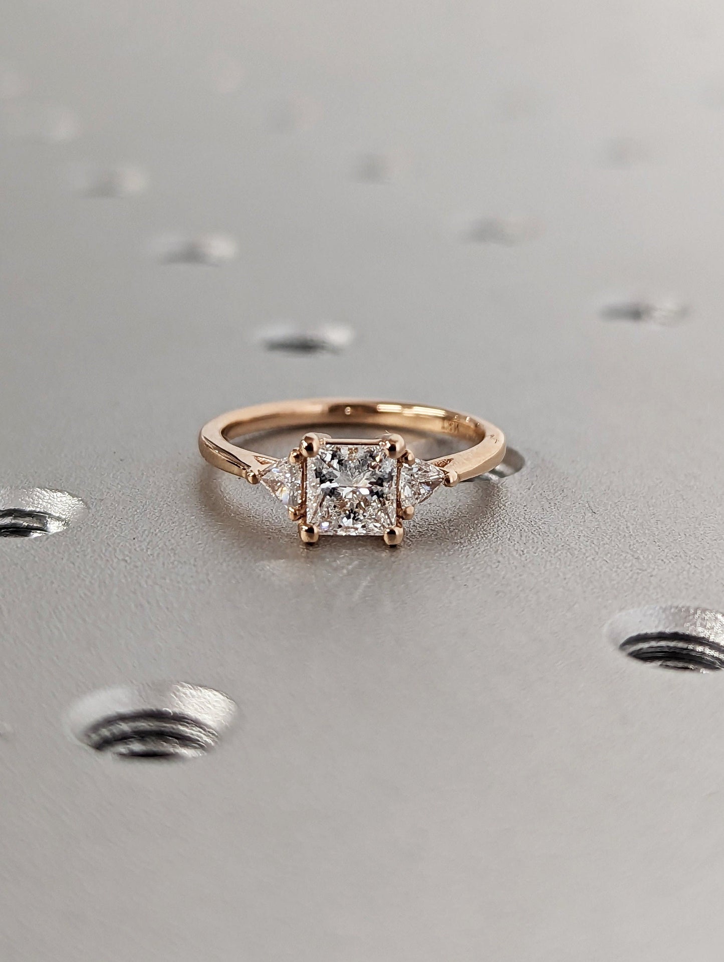 1.2 CT Round Solitaire Moissanite Engagement Ring