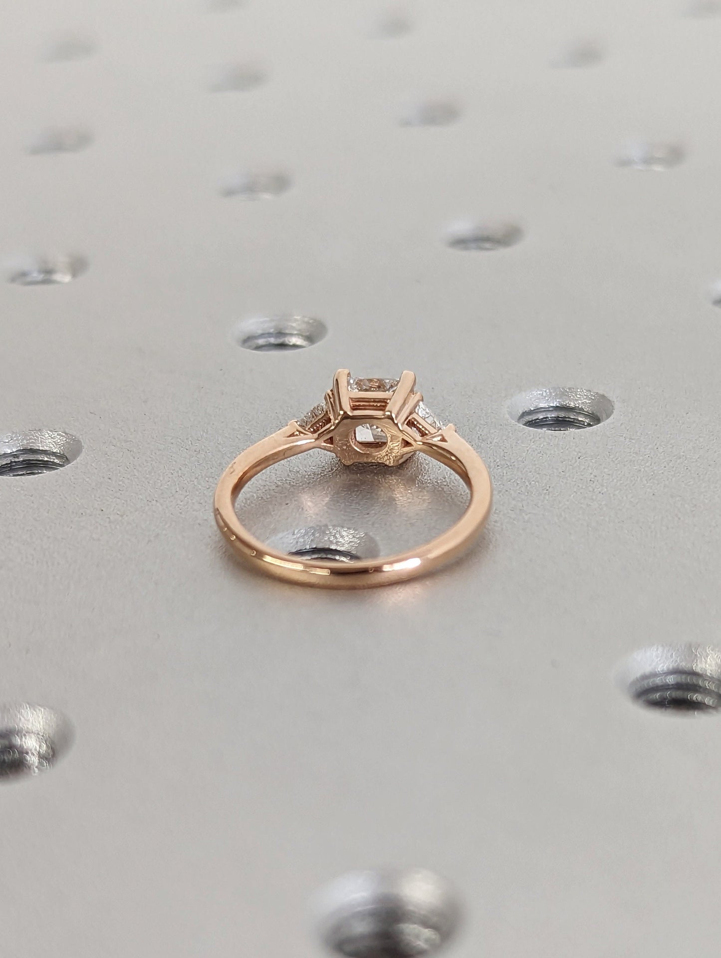 1.2 CT Round Solitaire Moissanite Engagement Ring