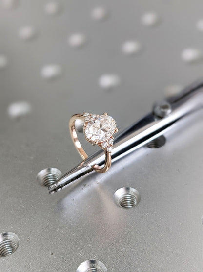 1.2 CT Round Solitaire Moissanite Engagement Ring