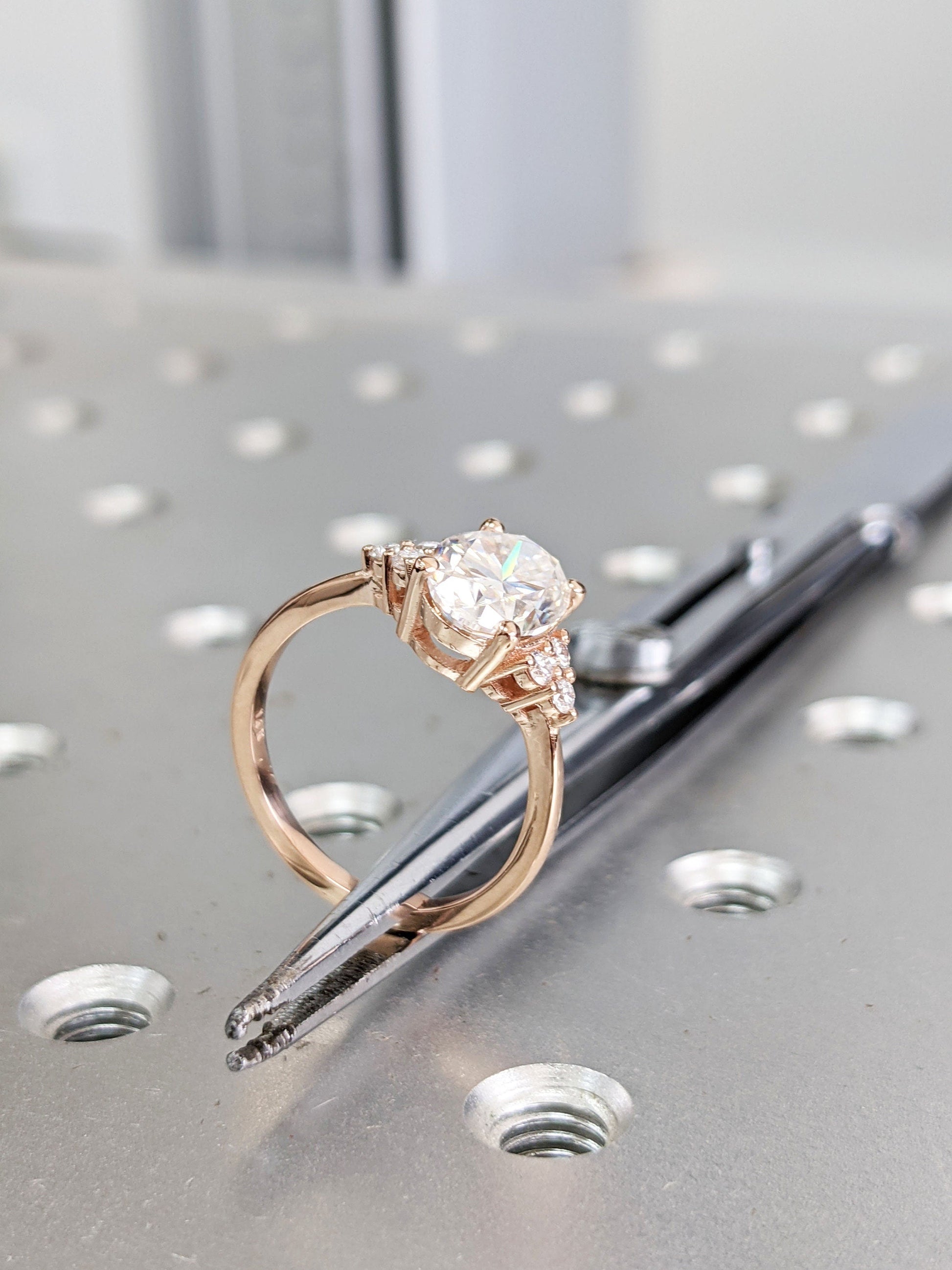 1.2 CT Round Solitaire Moissanite Engagement Ring