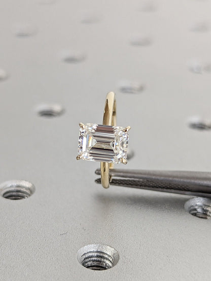 1.2 CT Round Solitaire Moissanite Engagement Ring