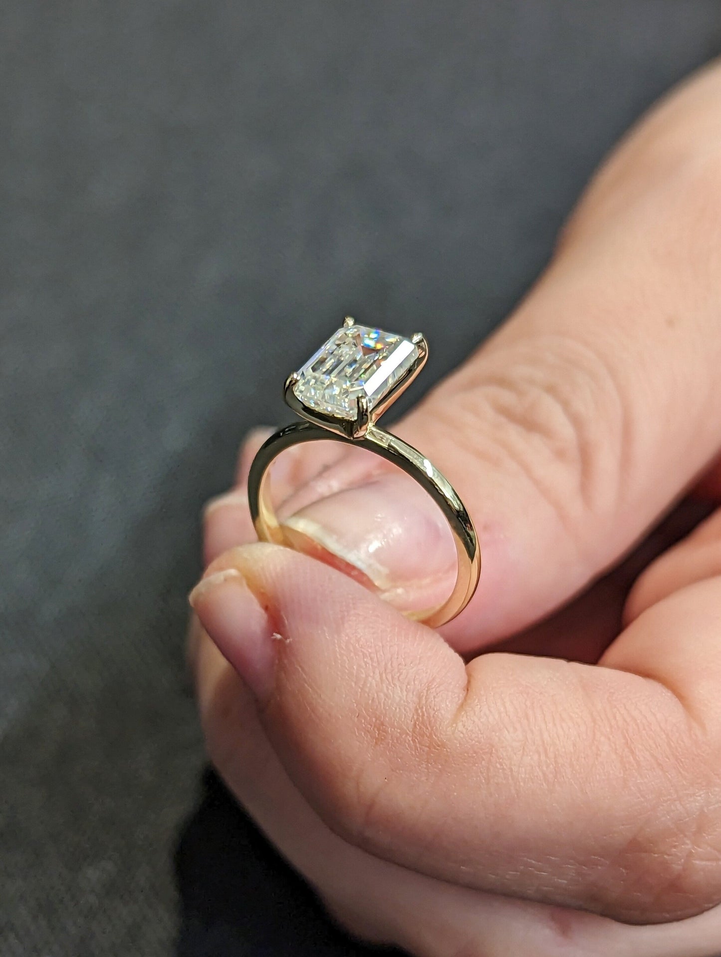 1.2 CT Round Solitaire Moissanite Engagement Ring