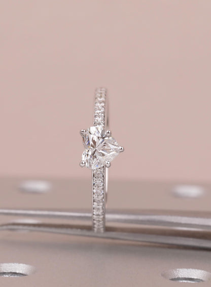 1.2 CT Round Solitaire Moissanite Engagement Ring