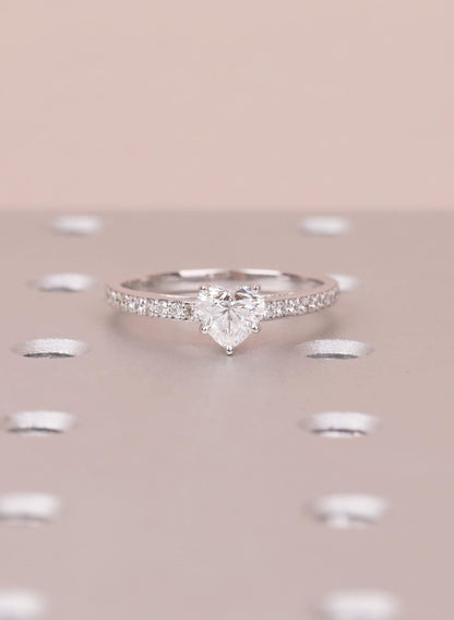 1.2 CT Round Solitaire Moissanite Engagement Ring