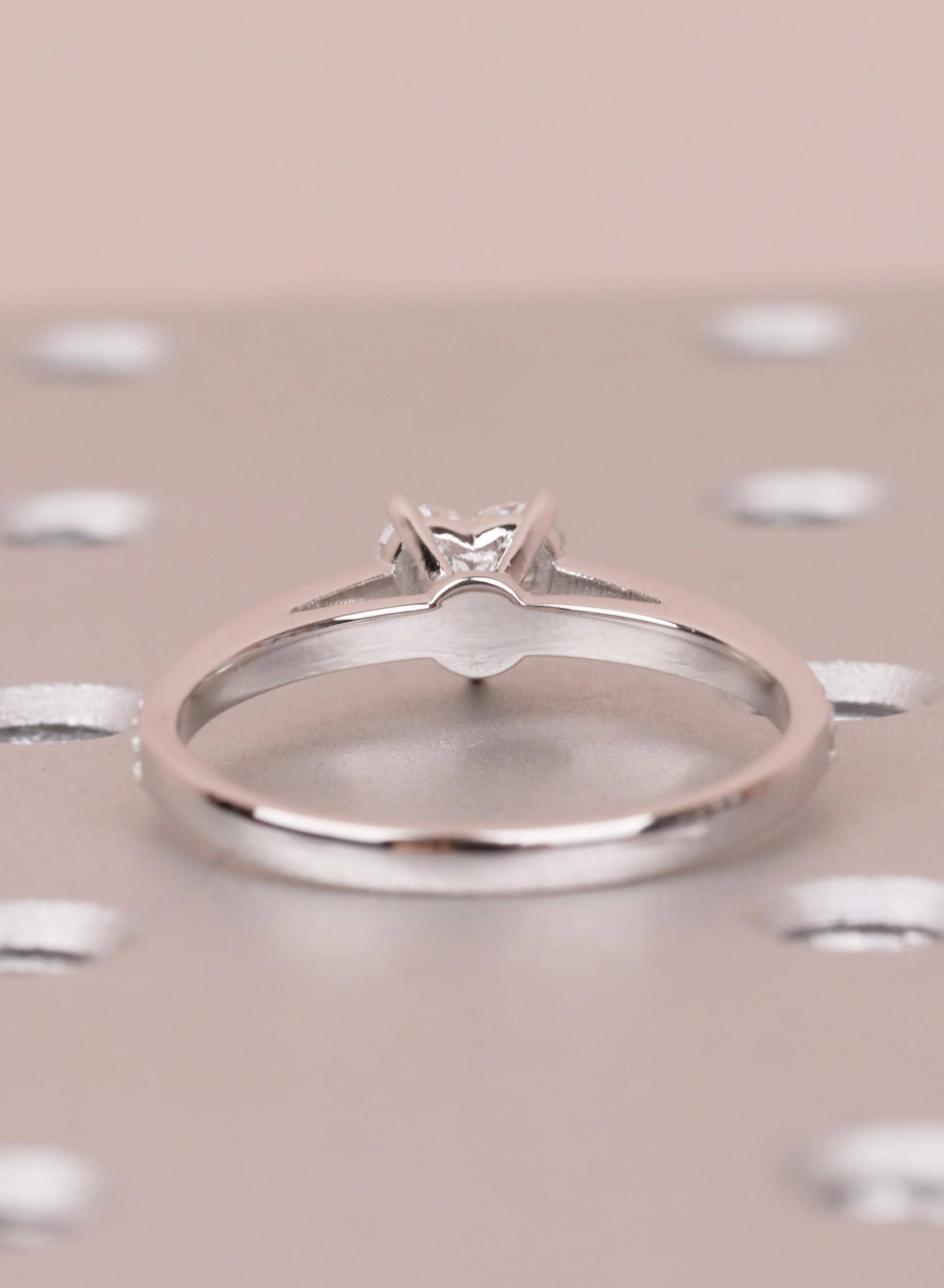 1.2 CT Round Solitaire Moissanite Engagement Ring