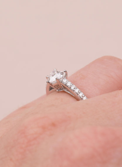 1.2 CT Round Solitaire Moissanite Engagement Ring