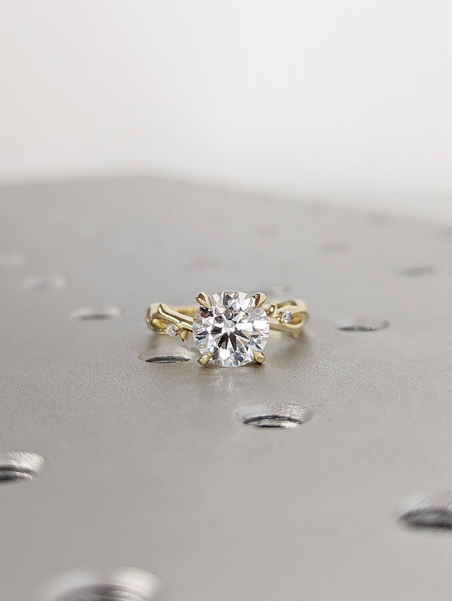 1.2 CT Round Solitaire Moissanite Engagement Ring