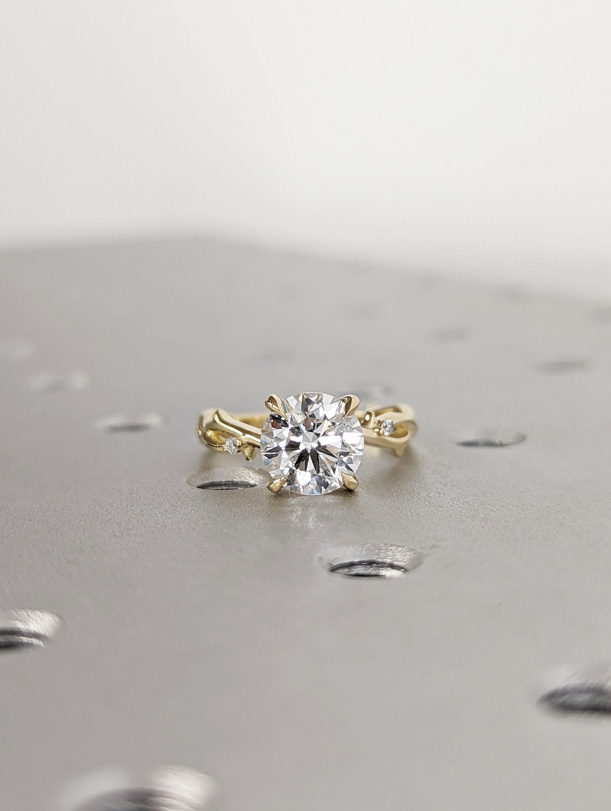 1.2 CT Round Solitaire Moissanite Engagement Ring