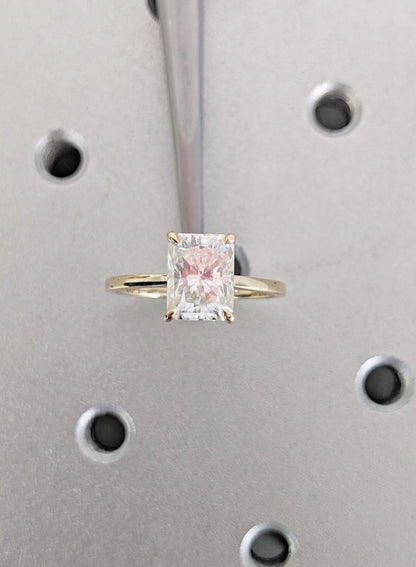 1.2 CT Round Solitaire Moissanite Engagement Ring