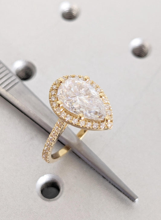 1.2 CT Round Solitaire Moissanite Engagement Ring