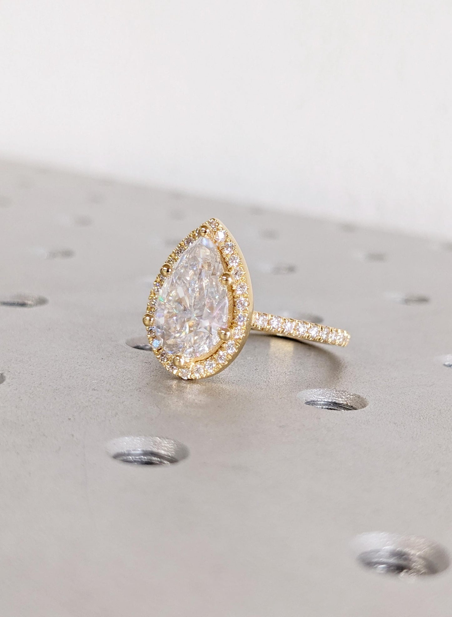 1.2 CT Round Solitaire Moissanite Engagement Ring
