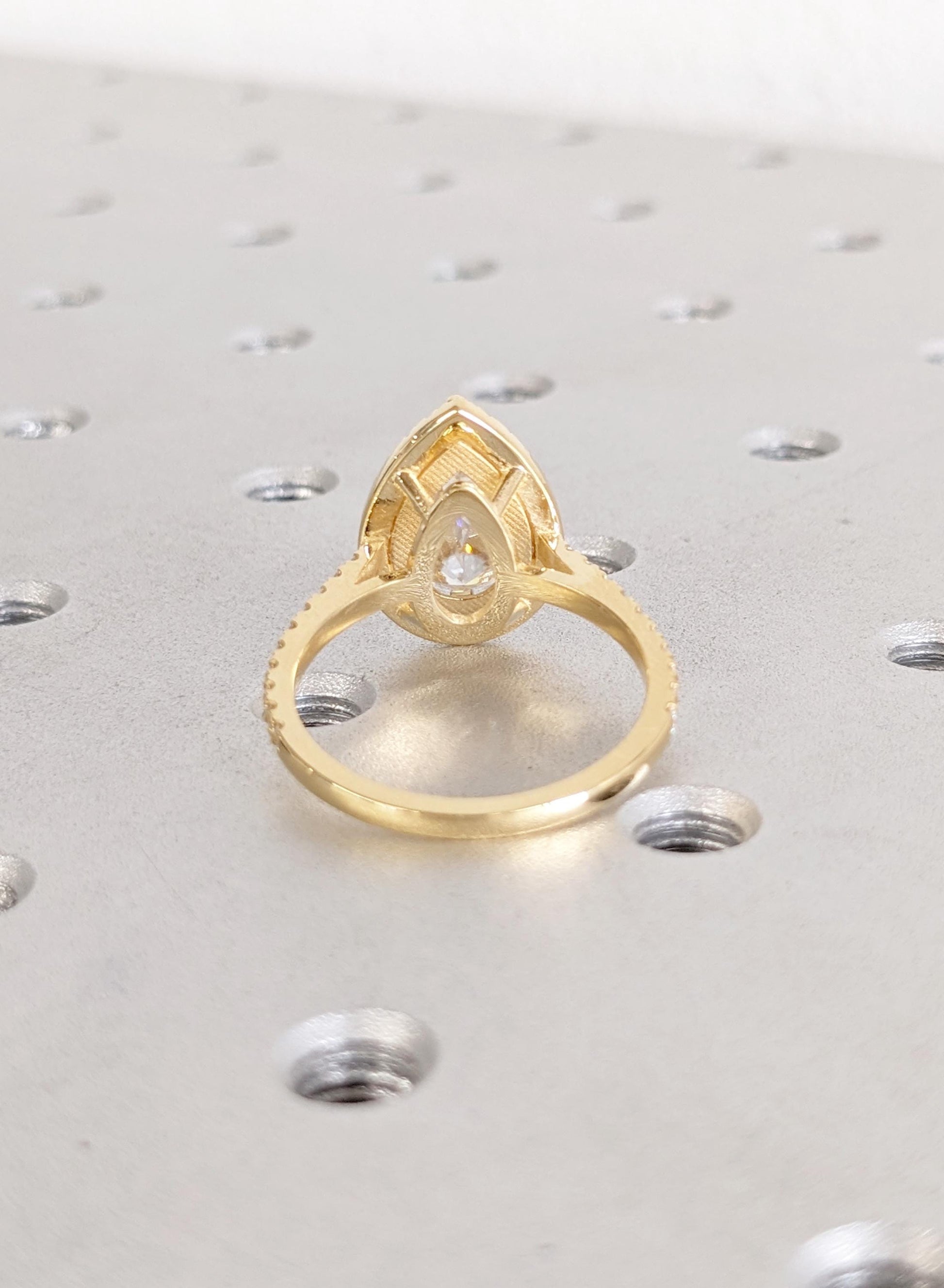 1.2 CT Round Solitaire Moissanite Engagement Ring