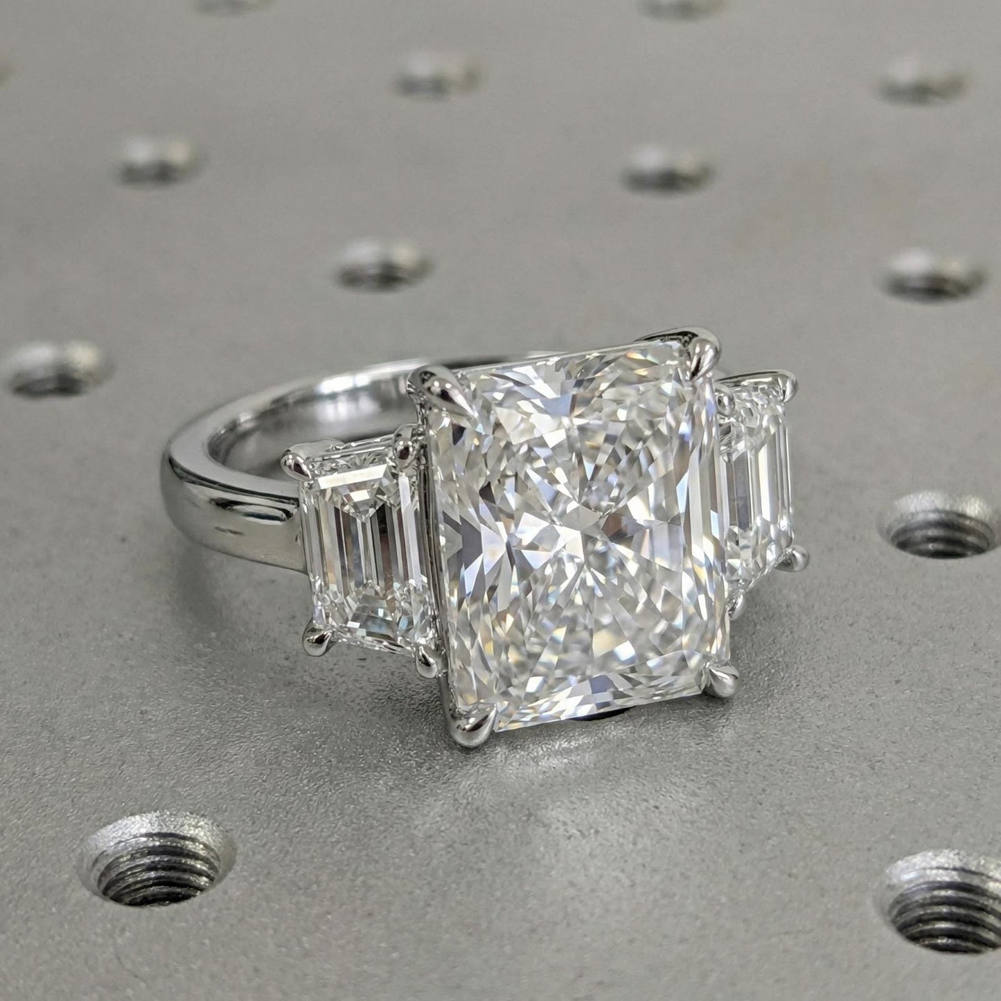 1.2 CT Round Solitaire Moissanite Engagement Ring