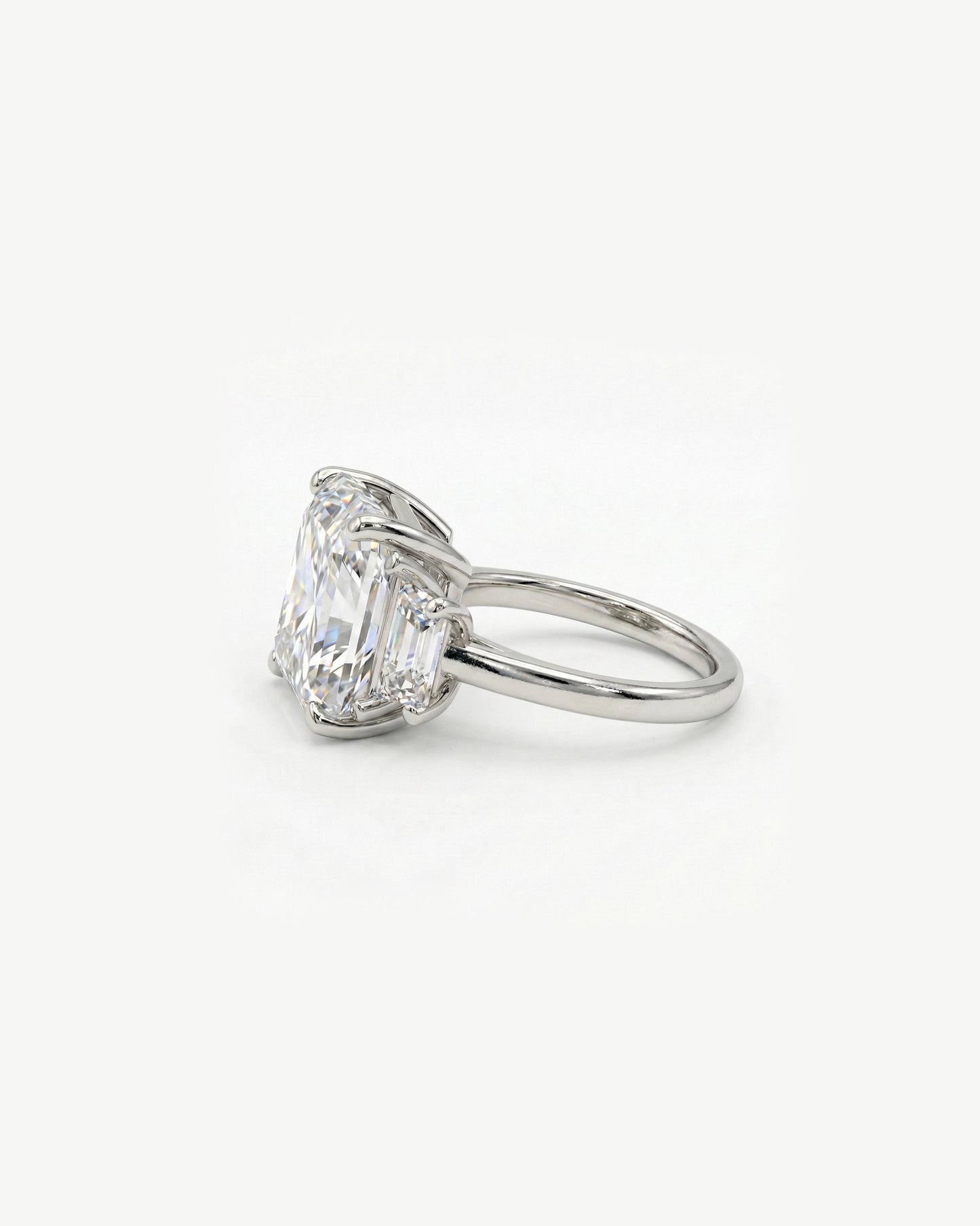 1.2 CT Round Solitaire Moissanite Engagement Ring
