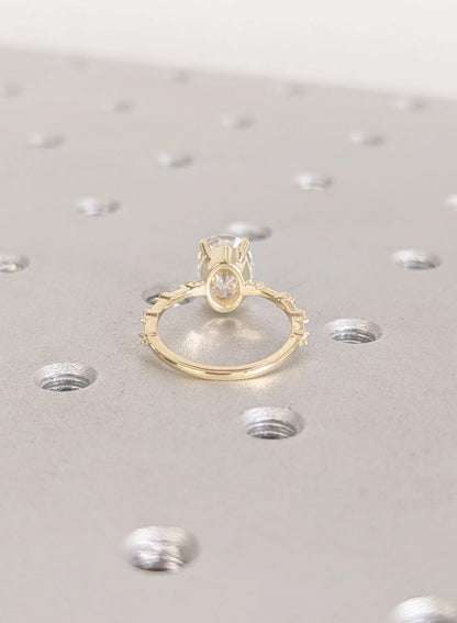 1.2 CT Round Solitaire Moissanite Engagement Ring