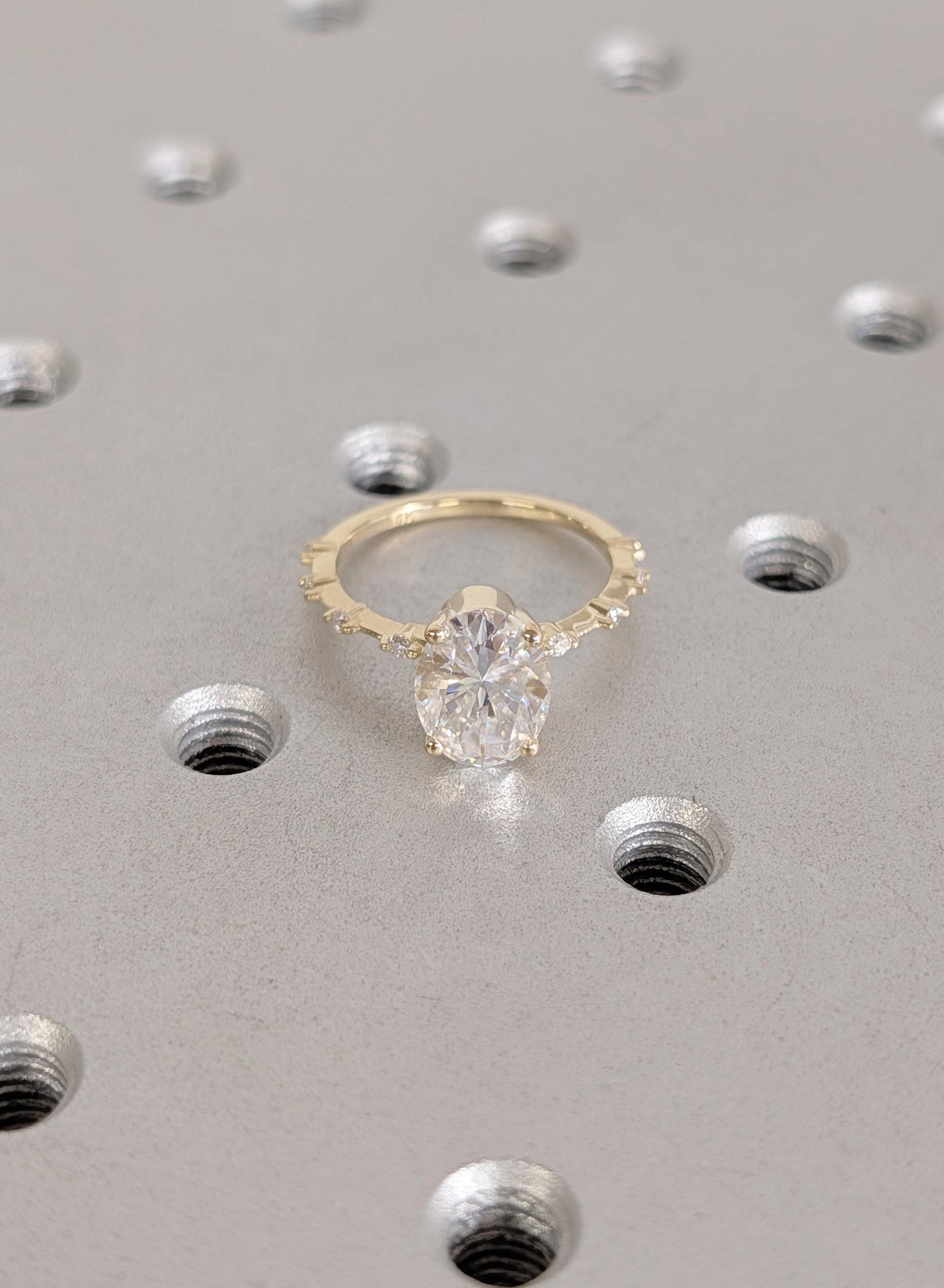 1.2 CT Round Solitaire Moissanite Engagement Ring