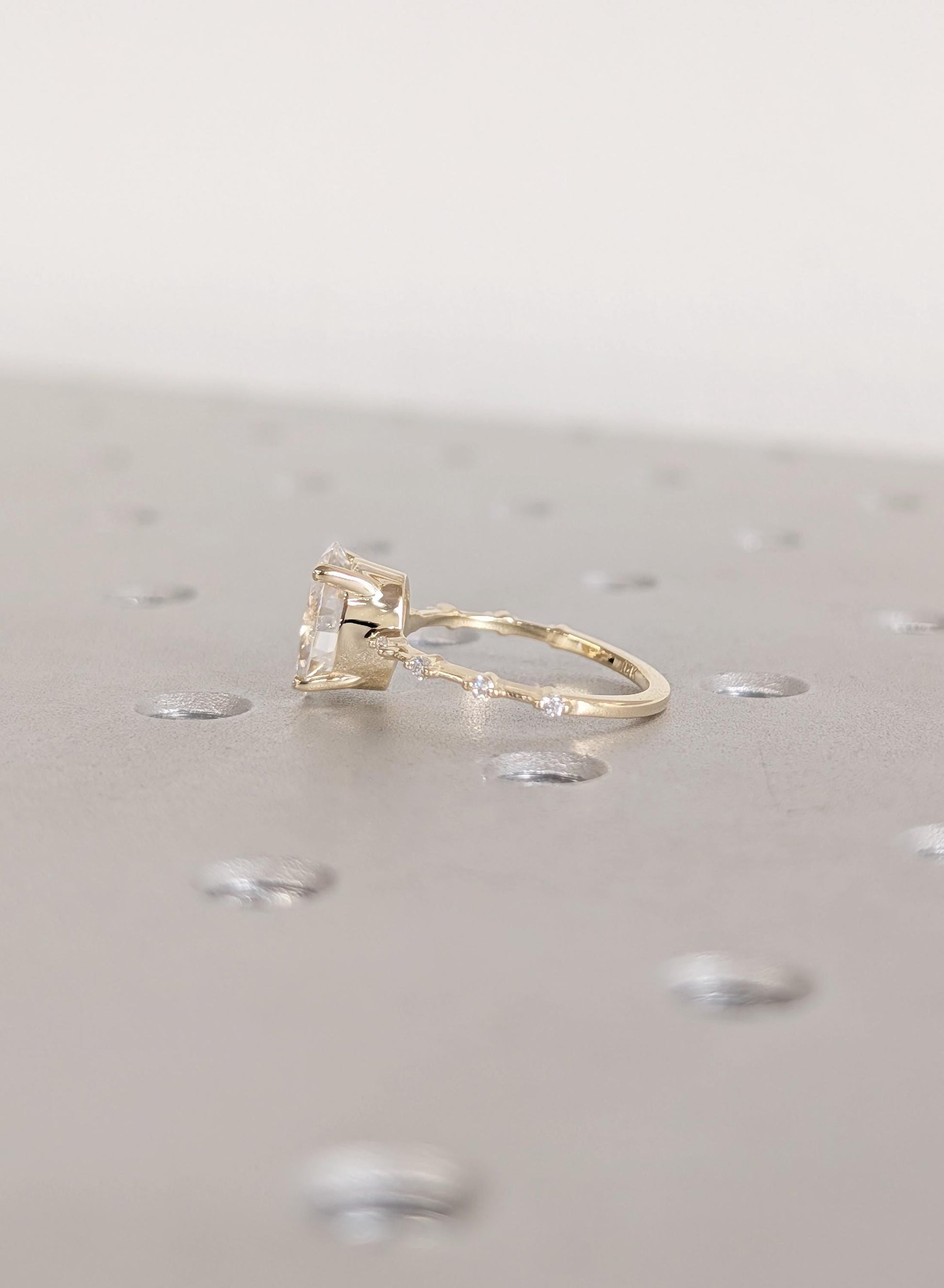 1.2 CT Round Solitaire Moissanite Engagement Ring