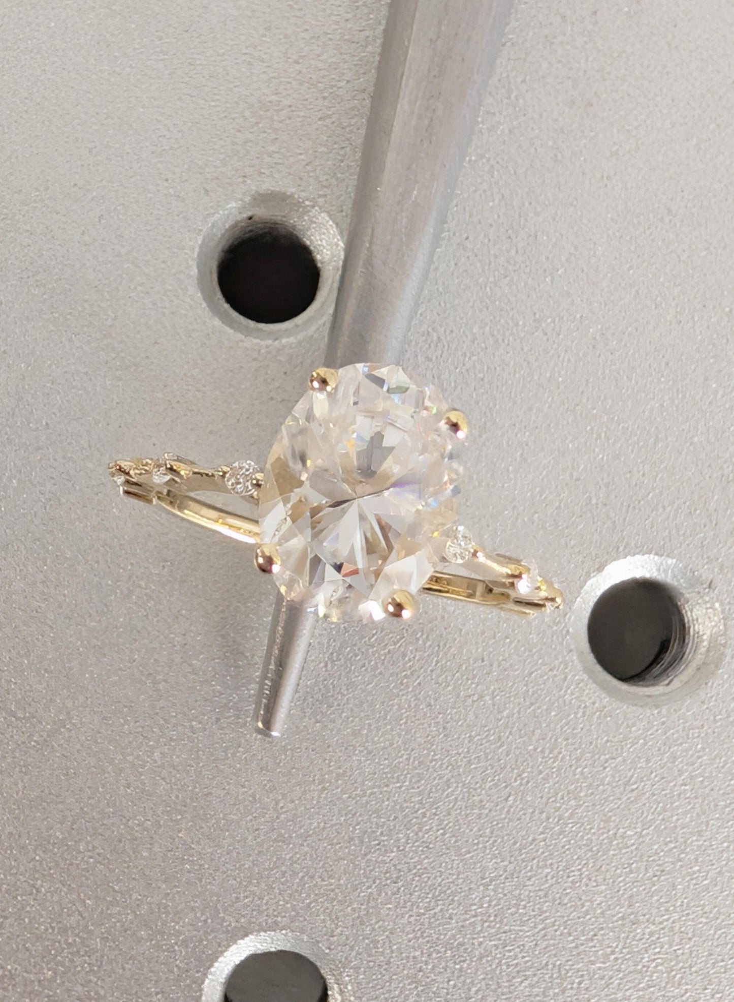 1.2 CT Round Solitaire Moissanite Engagement Ring