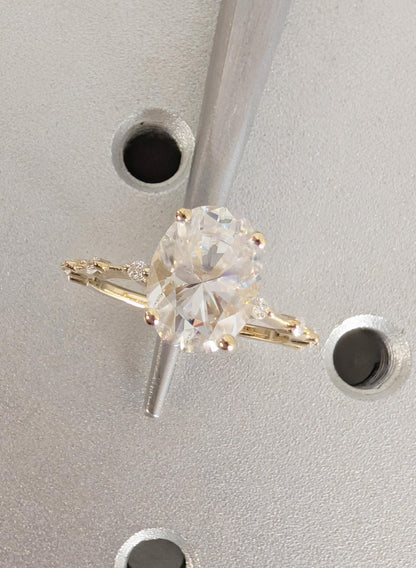 1.2 CT Round Solitaire Moissanite Engagement Ring