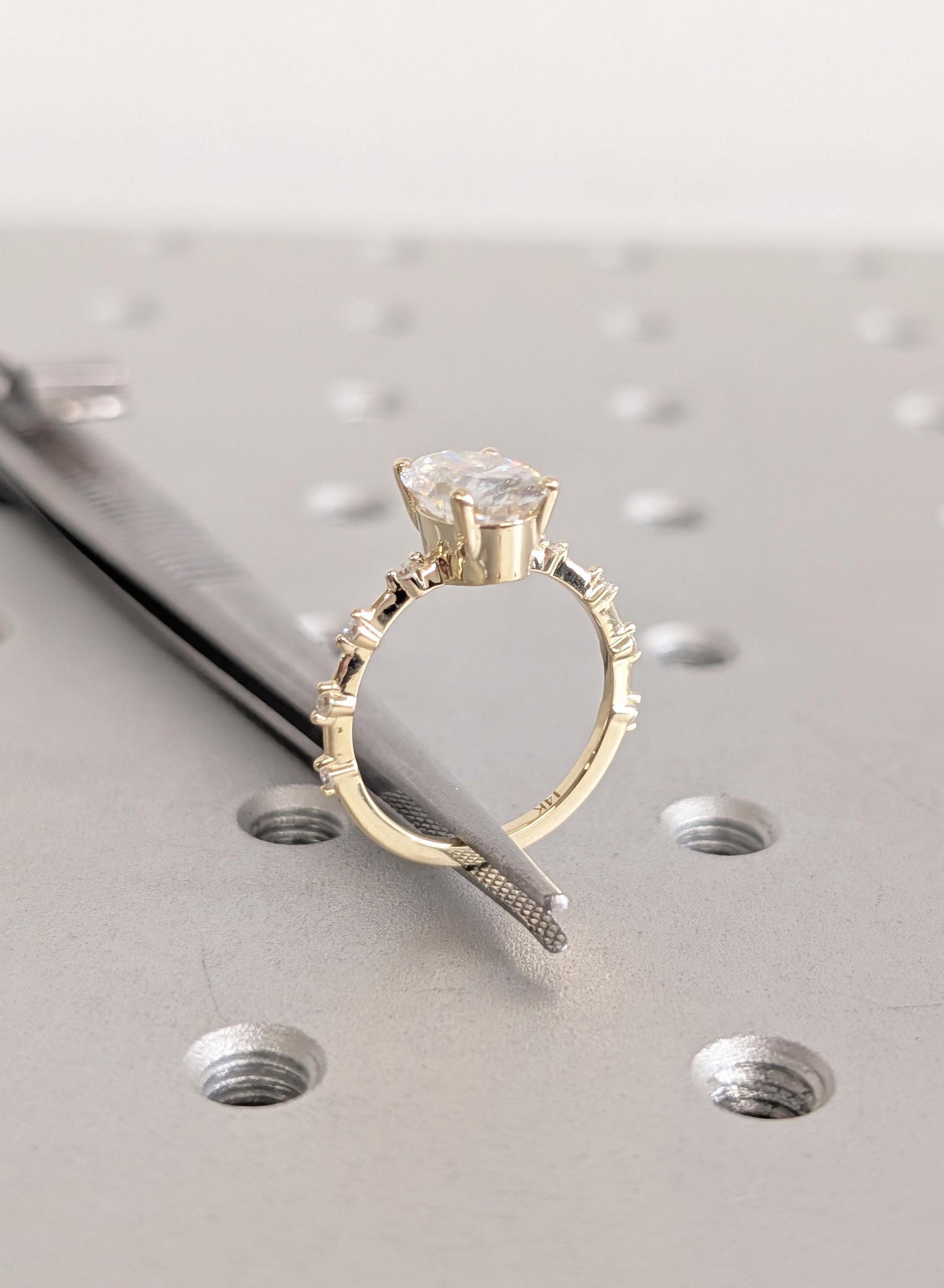 1.2 CT Round Solitaire Moissanite Engagement Ring