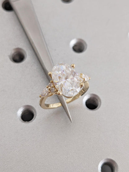 1.2 CT Round Solitaire Moissanite Engagement Ring
