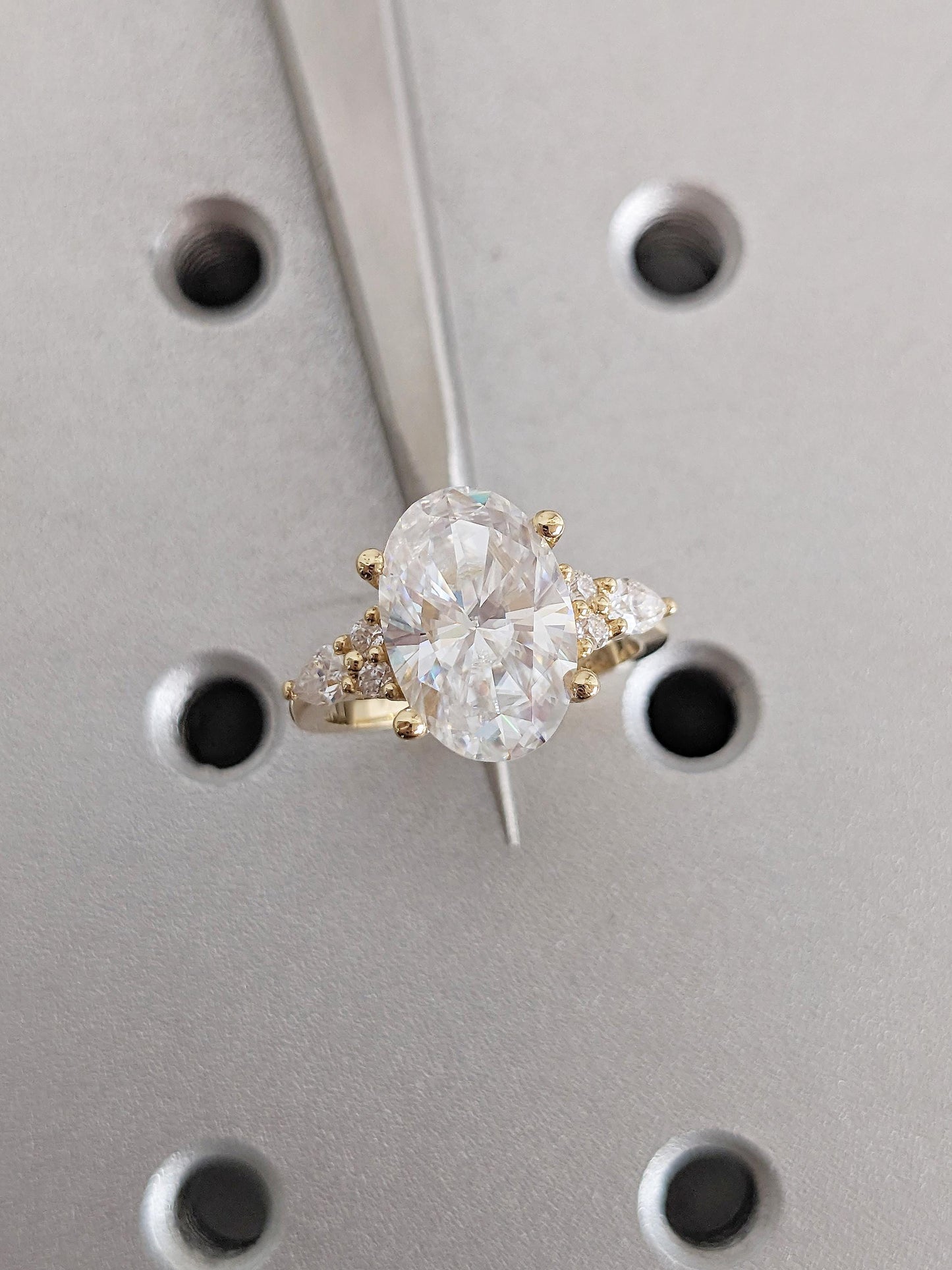 1.2 CT Round Solitaire Moissanite Engagement Ring