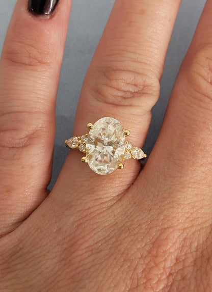 1.2 CT Round Solitaire Moissanite Engagement Ring