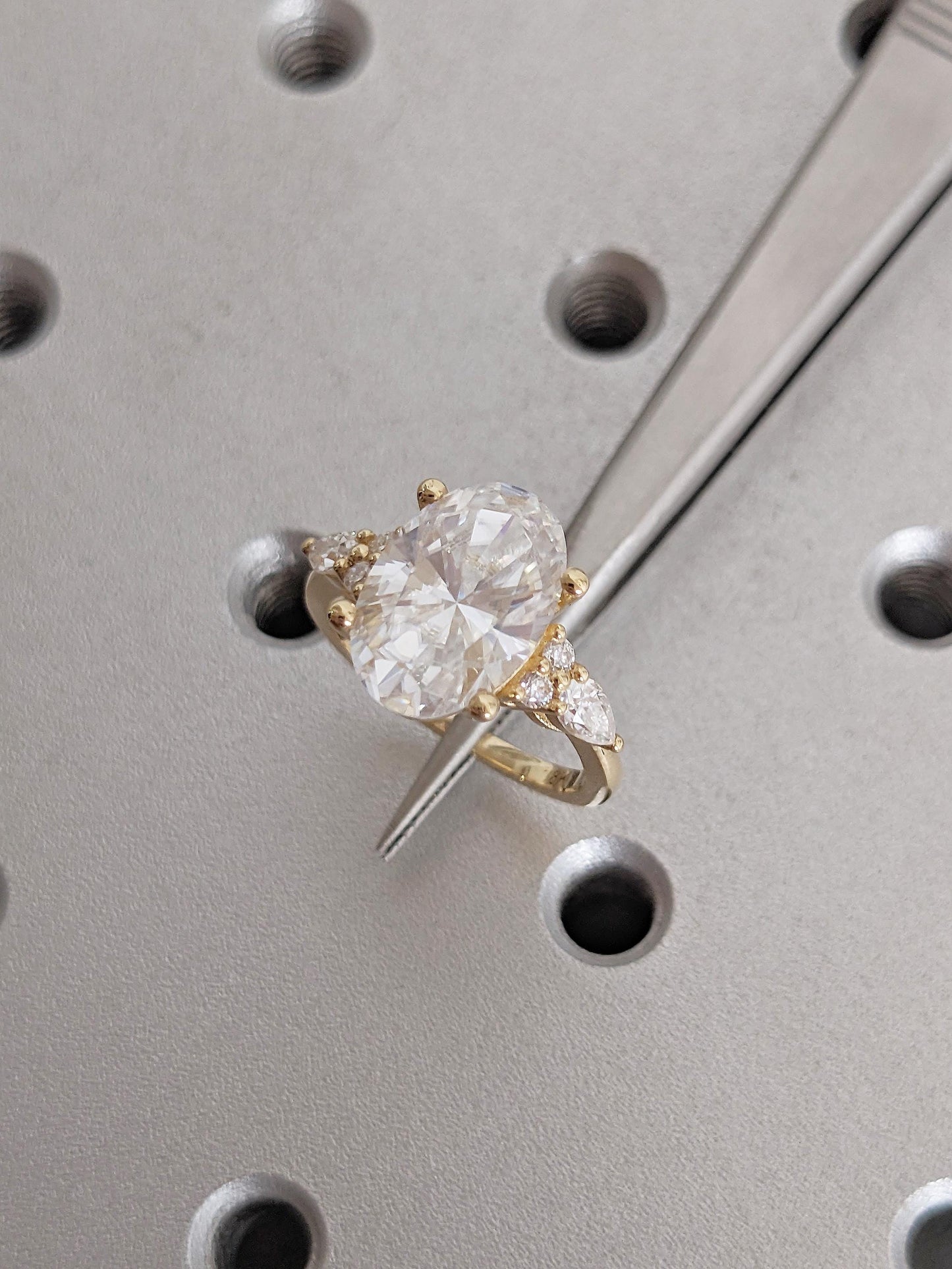 1.2 CT Round Solitaire Moissanite Engagement Ring